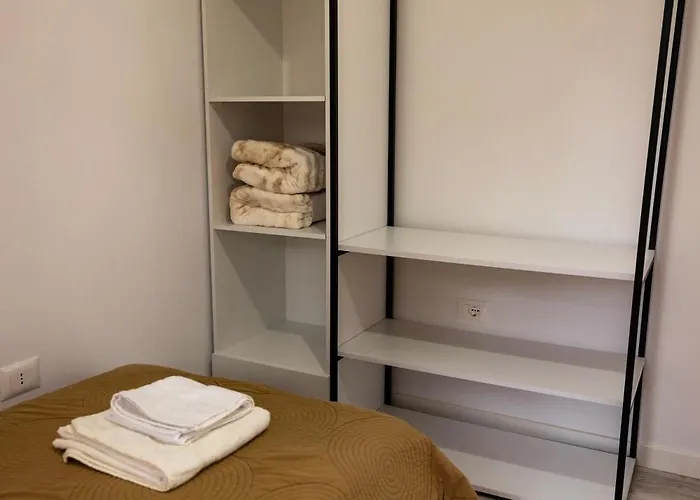 Drita 3 Cozy Modern Fier