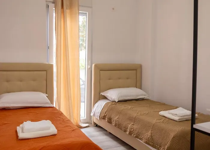 Drita 3 Cozy Modern