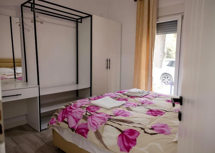 Drita 3 Cozy Modern Fier